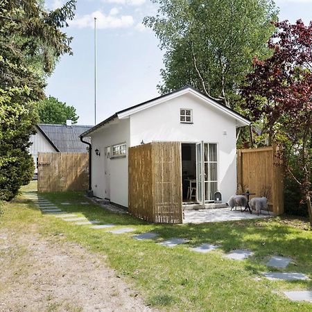 Cute Little Cottage In Hoellviken Экстерьер фото